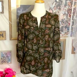 Beautiful green paisley shirt